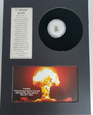 Trinitite Atomsite Alamogordo Glass Display