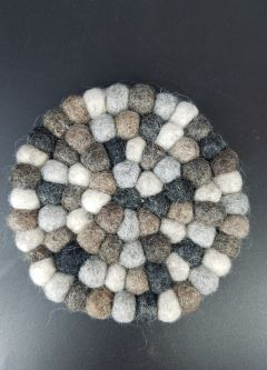 Felt river rock-style crystal holder and drink coaster – Natural fibers for surface protection