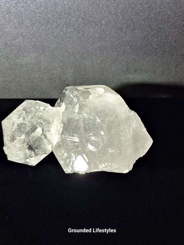 3.5 inch Arkansas quartz cluster with transparent crystal points