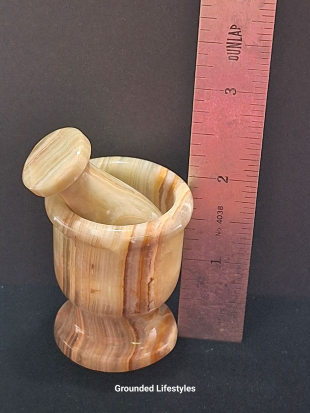 Hand-carved onyx mortar and pestle 2 inches from Pakistan