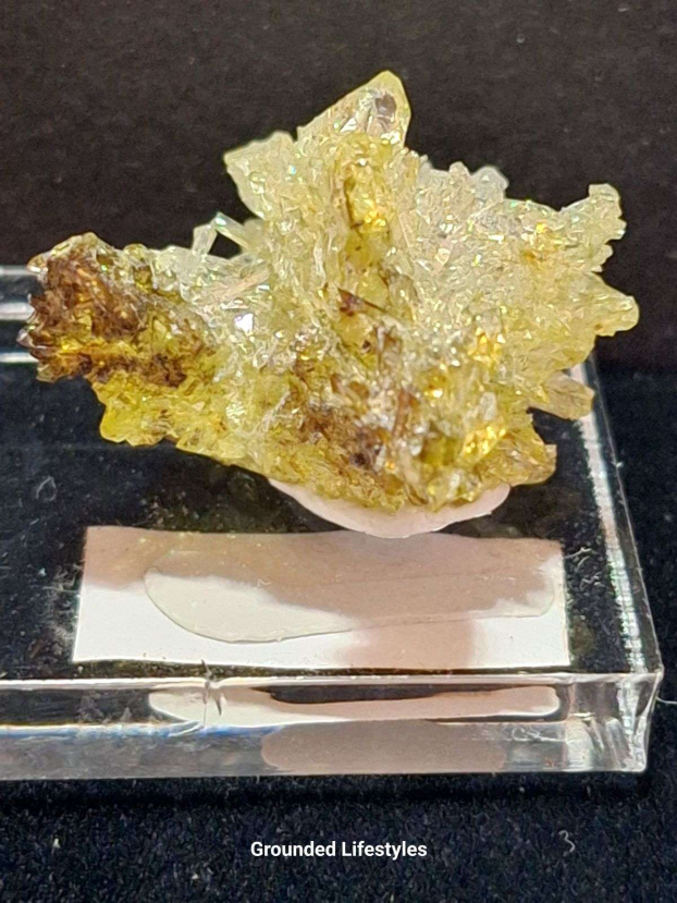 green zincite mineral specimen from Poland
