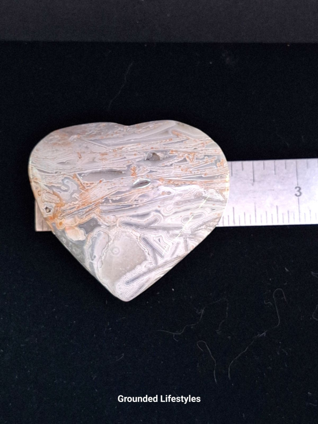 Natural lattice agate specimen showing angular pattern.