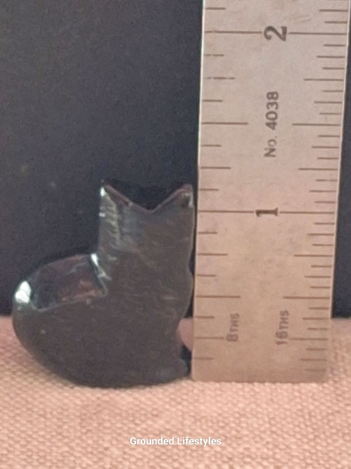 miniature black onyx cat figurine 1.25 inch yellow-eyed carving