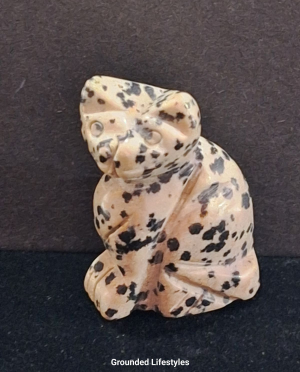 polished dalmatian jasper cat 1.5 inch collectible mineral figurine