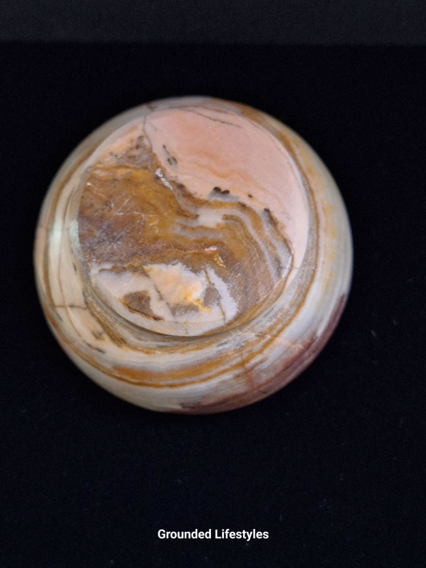 polished onyx bowl 2 inch collectible green stone carving from Pakistan