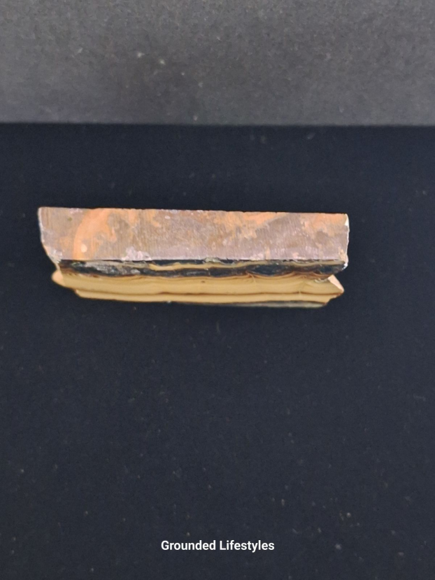 natural schalenblende 2.5 inch specimen from Poland with metallic luster