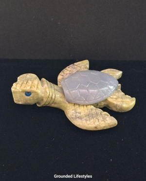 sea turtle carving 2.25 inch serpentine body with blue angelite shell