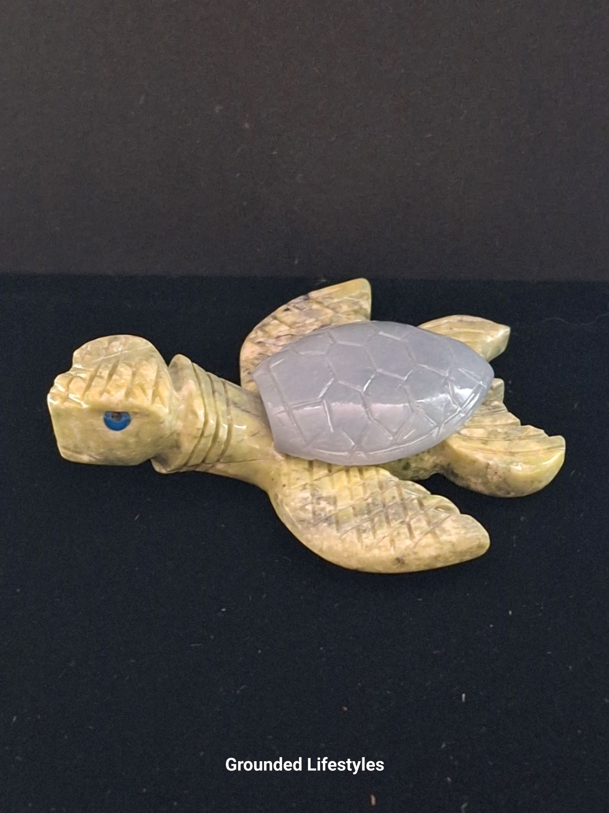 sea turtle carving 2.25 inch serpentine body with blue angelite shell