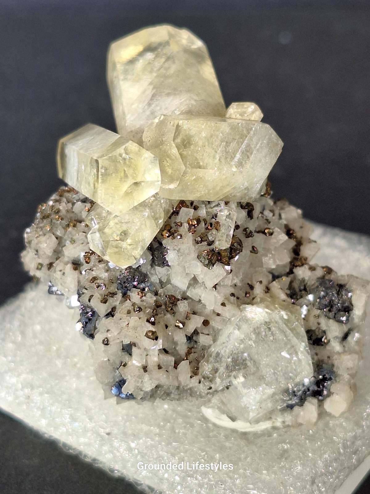 Calcite, Dolomite, Chalcopyrite and Galena