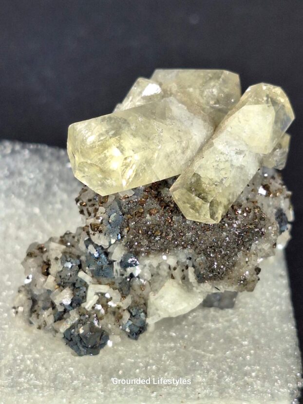 Calcite, Dolomite, Chalcopyrite and Galena