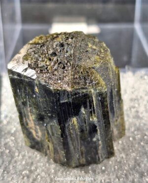 Epidote Crystal – Mexico