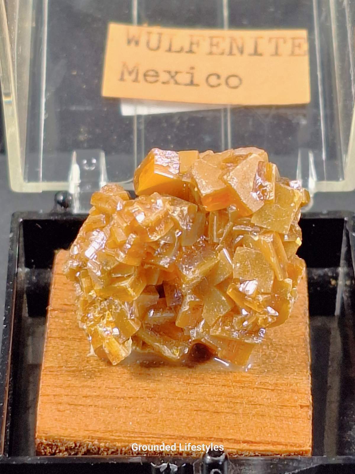 Wulfenite – Mexico