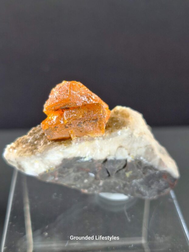 Wulfenite – Los Lamentos, Chihuahua, Mexico